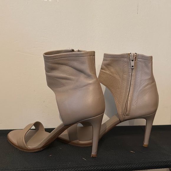 Vince, ankle-cuff hills. Taupe. Shoes - Picture 2 of 4